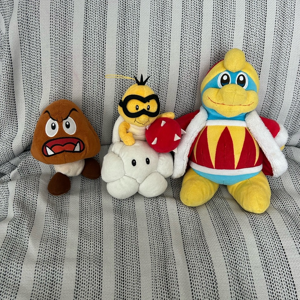 Nintendo Characters Plush Set - Gumba, Lakitu and King DeeDeeDee